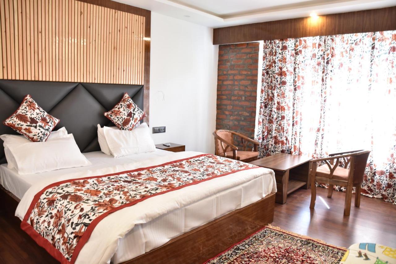 Hotel Lidder Palace باهالغام المظهر الخارجي الصورة