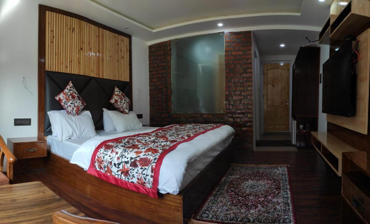 Hotel Lidder Palace باهالغام المظهر الخارجي الصورة